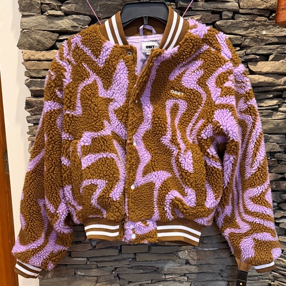 Obey Jackets & Blazers - Obey Women’s Brown and Purple Patterned Puffer Jacket With Pockets!